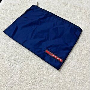 PRADA TRAVEL POUCH  ** EXCELLENT **  (RETAIL $325)